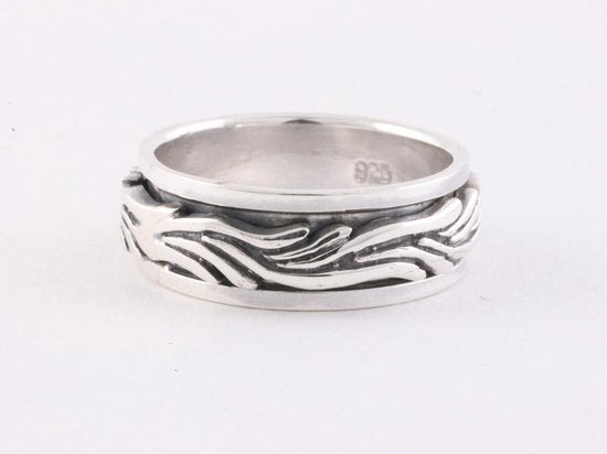 Zilveren geluksring met fantasiemotief afbeelding 1