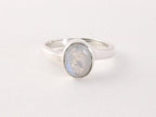 Zilveren ring met regenboog maansteen afbeelding 4
