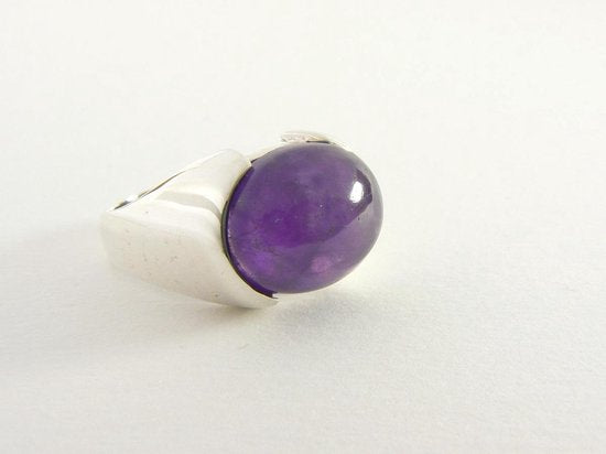 Zilveren ring met grote amethist afbeelding 1