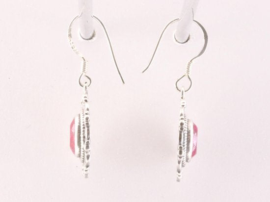 Bewerkte zilveren oorbellen met robijn afbeelding 2