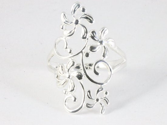 Fijne langwerpige zilveren ring met bloemen afbeelding 4