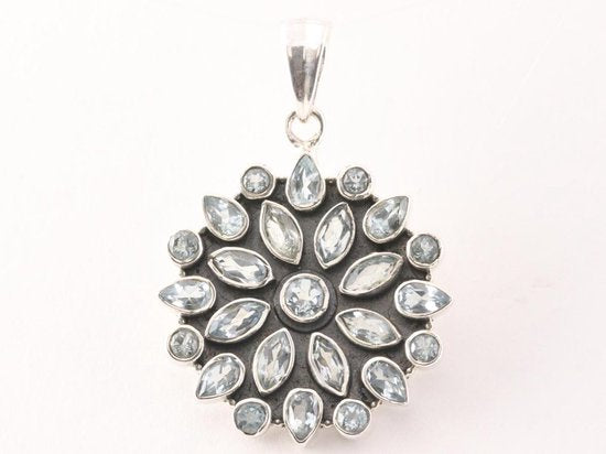 Grote zilveren hanger met blauwe topaas afbeelding 1