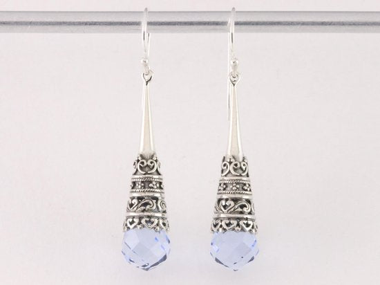 Bewerkte zilveren pegeloorbellen met aquamarijn afbeelding 4