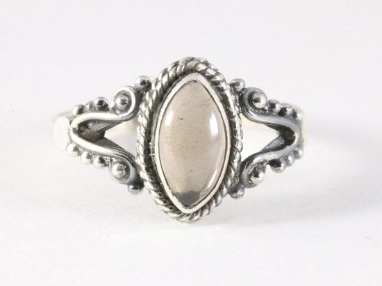 Fijne bewerkte zilveren ring met rookkwarts afbeelding 4