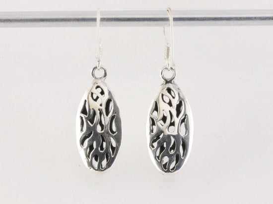 Fijne opengewerkte zilveren oorbellen afbeelding 3