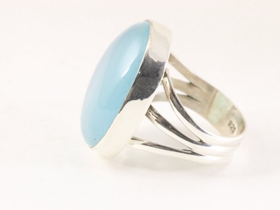 Grote ovale zilveren ring met blauwe chalcedoon afbeelding 2