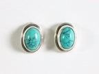 Fijne ovale zilveren oorstekers met turkoois afbeelding 2