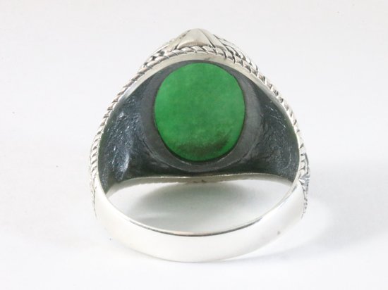 Zware bewerkte zilveren ring met jade afbeelding 3
