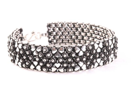 Brede fijn bewerkte zilveren armband afbeelding 2