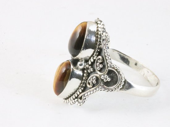 Bewerkte zilveren ring met tijgeroog afbeelding 2