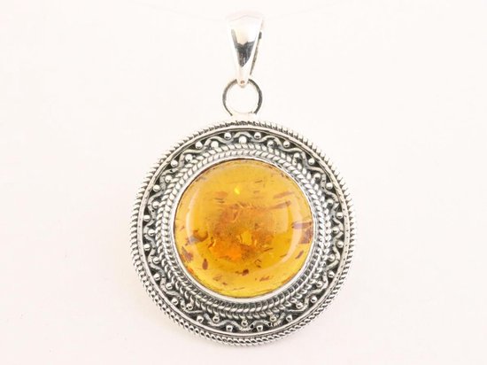 Bewerkte ronde zilveren hanger met amber afbeelding 3