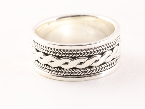 Zilveren ring met kruiskabelpatroon afbeelding 1
