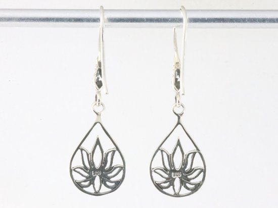 Traditionele fijne opengewerkte zilveren lotus oorbellen afbeelding 2