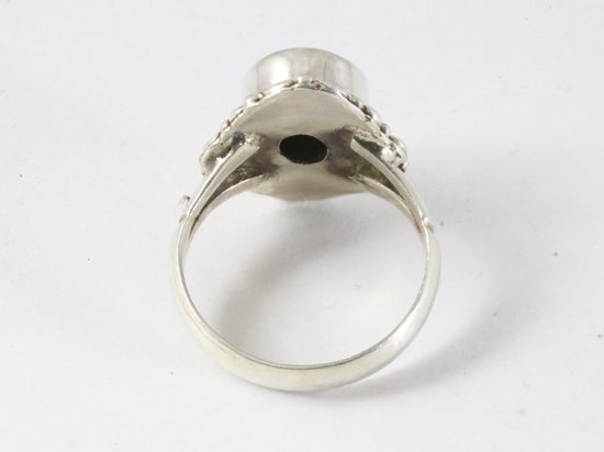 Bewerkte zilveren ring met Tibetaanse blauwe turkoois afbeelding 3