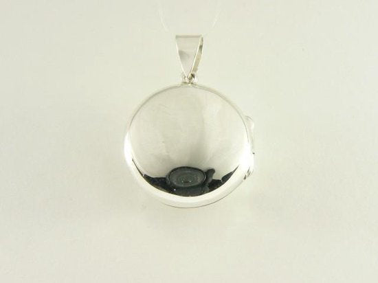 Rond opengewerkt zilveren medaillon met bloemengravering afbeelding 3