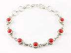 Fijne zilveren schakelarmband met rode koraal steen afbeelding 1