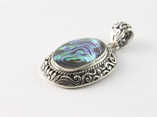 Opengewerkte zilveren hanger met abalone schelp afbeelding 2
