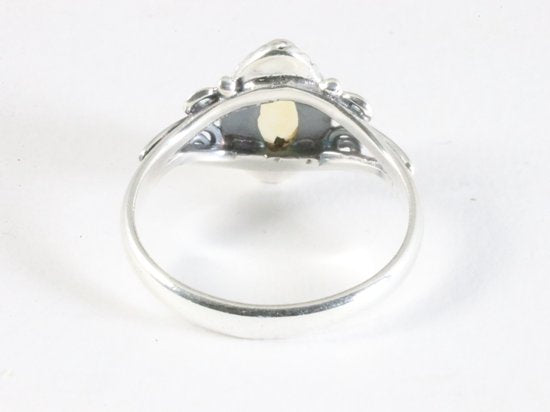 Fijne bewerkte zilveren ring met citrien afbeelding 3