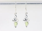 Fijne opengewerkte zilveren oorbellen met peridoot afbeelding 2