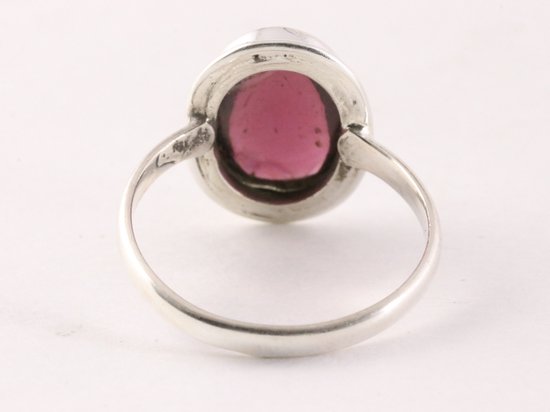 Ovale zilveren ring met granaat afbeelding 3