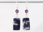 Lange zilveren oorbellen met sodaliet en amethist afbeelding 3