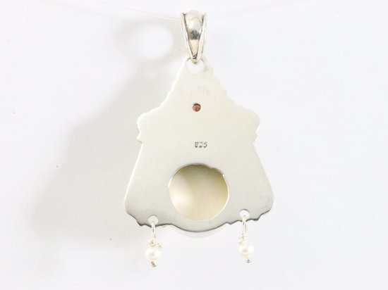 Traditionele zilveren maangezicht hanger met granaat en fijne parels afbeelding 3