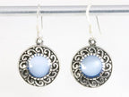 Bewerkte ronde zilveren oorbellen met blauwe schelp afbeelding 1