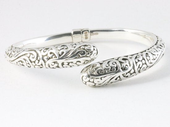 Bewerkte zilveren klemarmband afbeelding 3