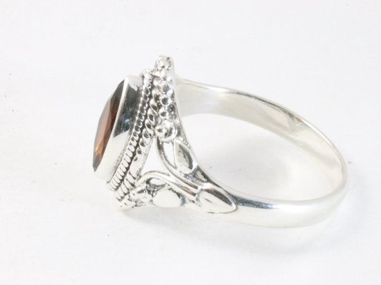 Fijne bewerkte zilveren ring met rookkwarts afbeelding 2