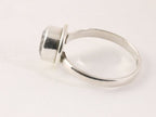Fijne ronde zilveren ring met bergkristal afbeelding 2