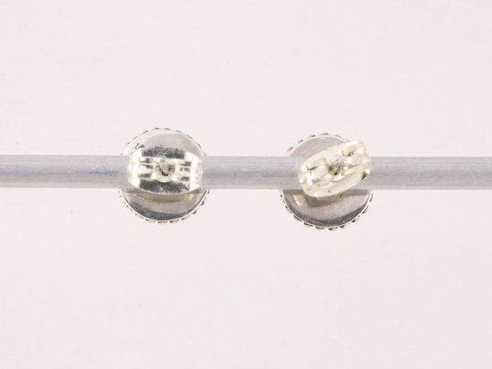 Fijne bewerkte zilveren oorstekers met 18k gouden decoratie afbeelding 3