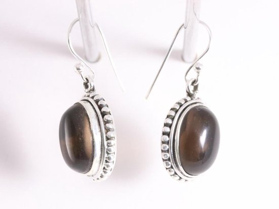 Bewerkte ovale zilveren oorbellen met rookkwarts afbeelding 2
