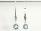 Lange bewerkte zilveren oorbellen met blauwe topaas afbeelding 4