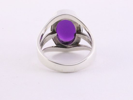 Opengewerkte zilveren ring met amethist afbeelding 3