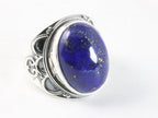 Bewerkte zilveren ring met lapis lazuli afbeelding 1