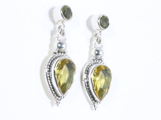 Bewerkte zilveren oorstekers met citrien afbeelding 2