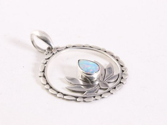 Ronde zilveren lotus bloem hanger met Australische opaal afbeelding 2