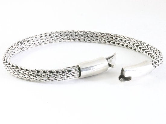 Gevlochten zilveren armband met kliksluiting afbeelding 4