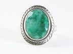 Bewerkte zilveren ring met smaragd afbeelding 4