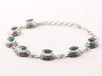 Bewerkte zilveren armband met smaragd afbeelding 2
