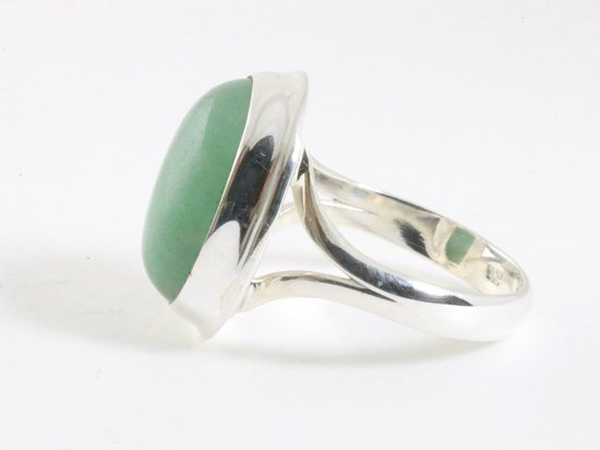 Ovale hoogglans zilveren ring met jade afbeelding 2
