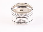 Brede hoogglans zilveren ring met ribbels afbeelding 3