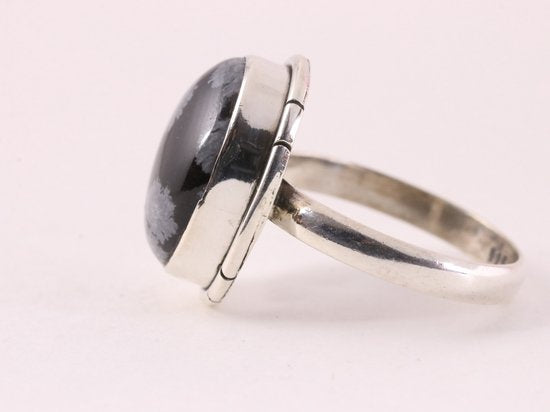Ovale zilveren ring met sneeuwvlok obsidiaan afbeelding 2