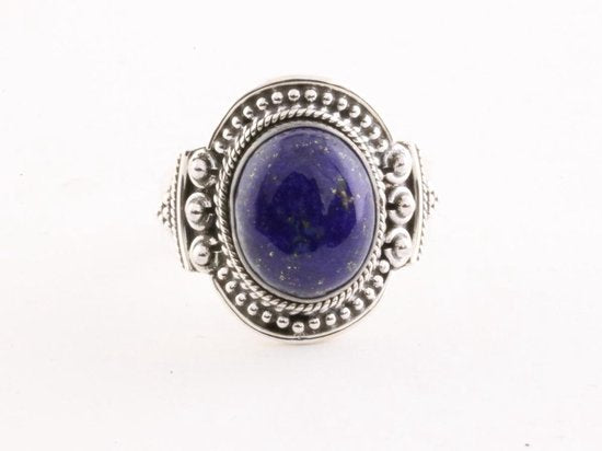 Bewerkte zilveren ring met lapis lazuli afbeelding 4