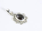 Fijne opengewerkte zilveren hanger met granaat afbeelding 2