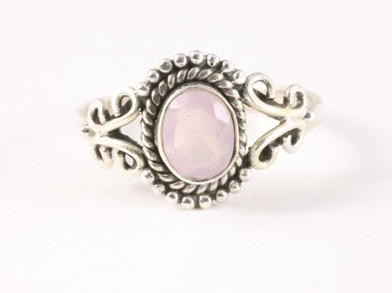 Fijne bewerkte zilveren ring met rozenkwarts afbeelding 4