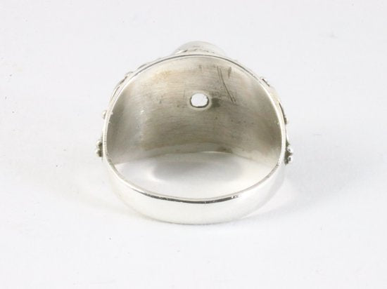 Bewerkte zilveren ring met bergkristal afbeelding 3