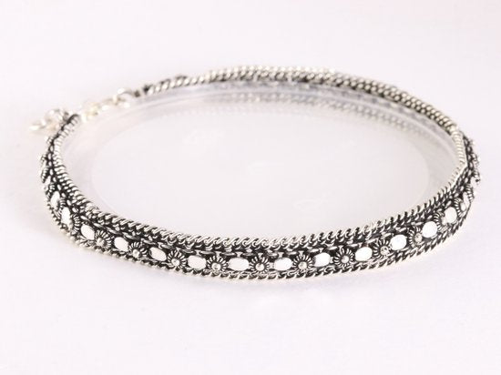 Zware fijn bewerkte zilveren enkelband afbeelding 2