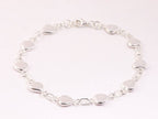 Zilveren hartjes armband met roze parelmoer afbeelding 3