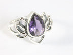 Opengewerkte zilveren lotus bloem ring met amethist afbeelding 1